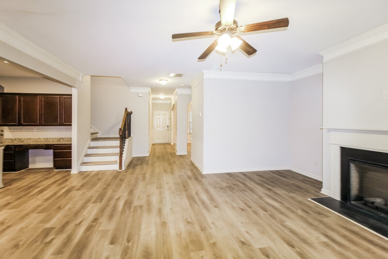 2,360/Mo, 221 Sableshire Way Locust Grove, GA 30248 Living Room View 2