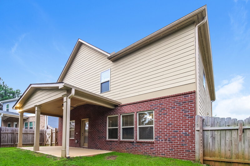 2,360/Mo, 221 Sableshire Way Locust Grove, GA 30248 Rear View