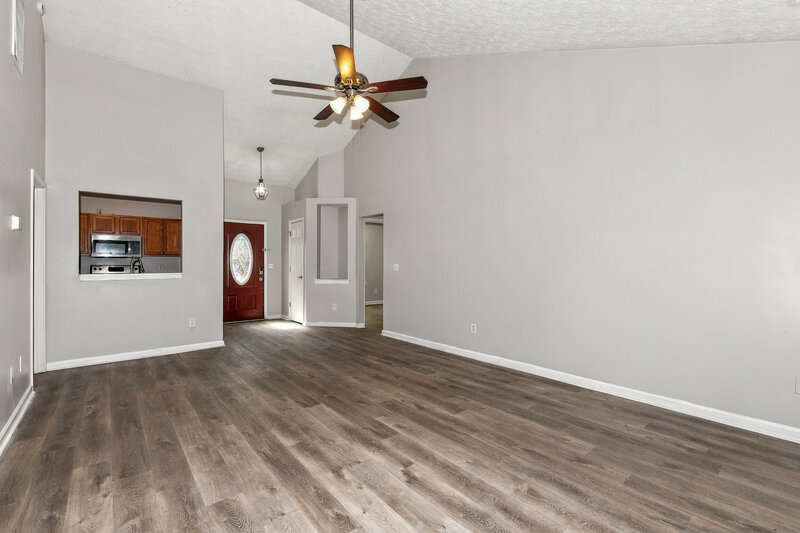 1,860/Mo, 11 Grier Ln Newnan, GA 30263 Family Room View 2