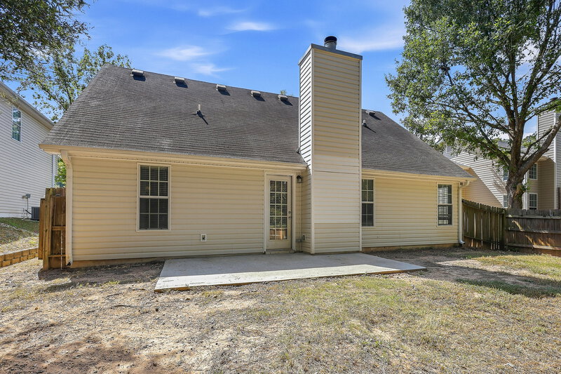 1,860/Mo, 11 Grier Ln Newnan, GA 30263 Rear View