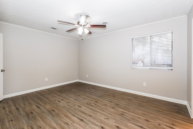 1,615/Mo, 8450 N Pond Dr Riverdale, GA 30274 Main Bedroom View 2