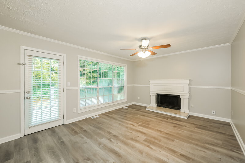 2,280/Mo, 445 Ridgedale Way Lawrenceville, GA 30044 Living Room View