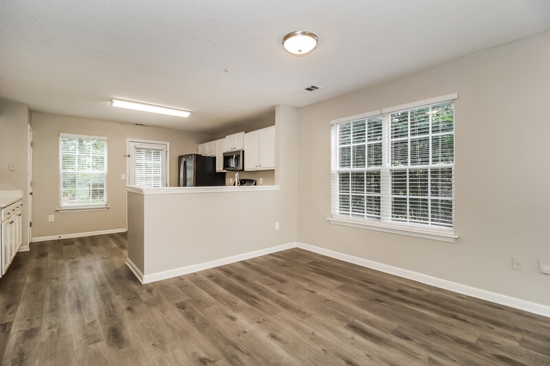 1,705/Mo, 109 St Ann St Dallas, GA 30157 Dining Room View