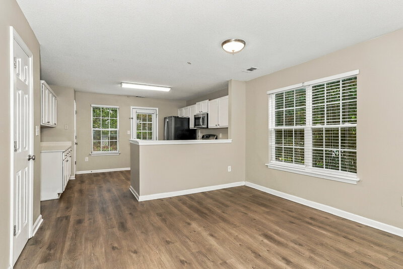 1,795/Mo, 109 St Ann St Dallas, GA 30157 Dining Room View