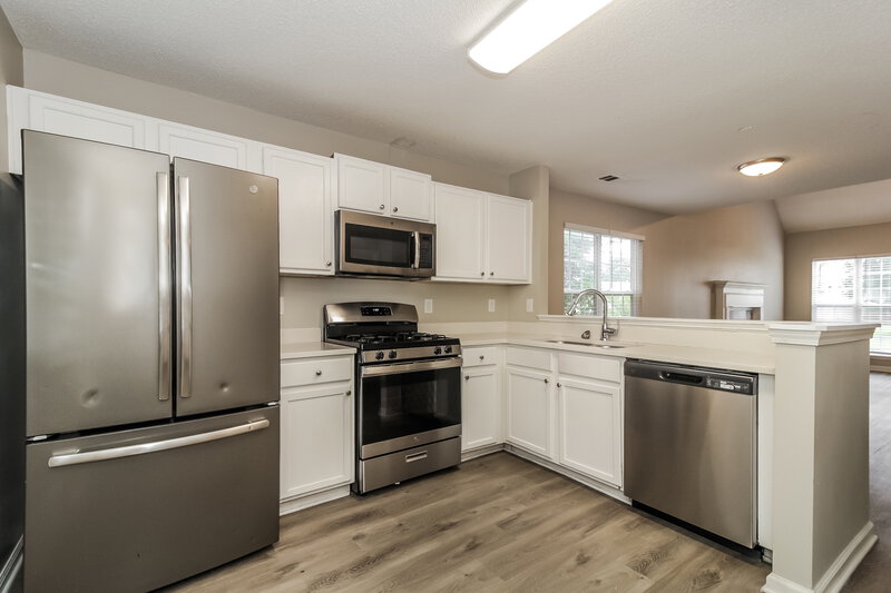 1,705/Mo, 109 St Ann St Dallas, GA 30157 Kitchen View