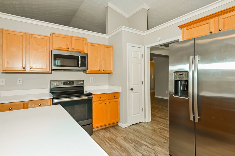 2,425/Mo, 752 Fairmont Park Dr Dacula, GA 30019 Kitchen View 2