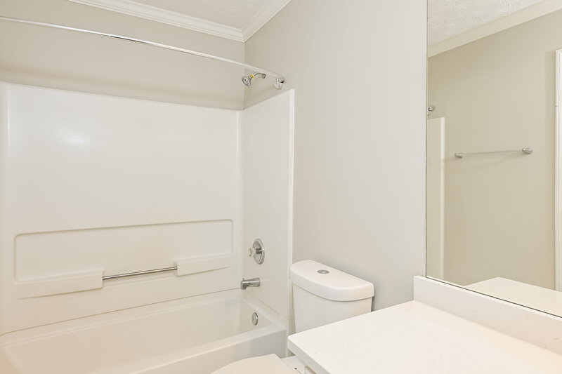 2,425/Mo, 752 Fairmont Park Dr Dacula, GA 30019 Bathroom View