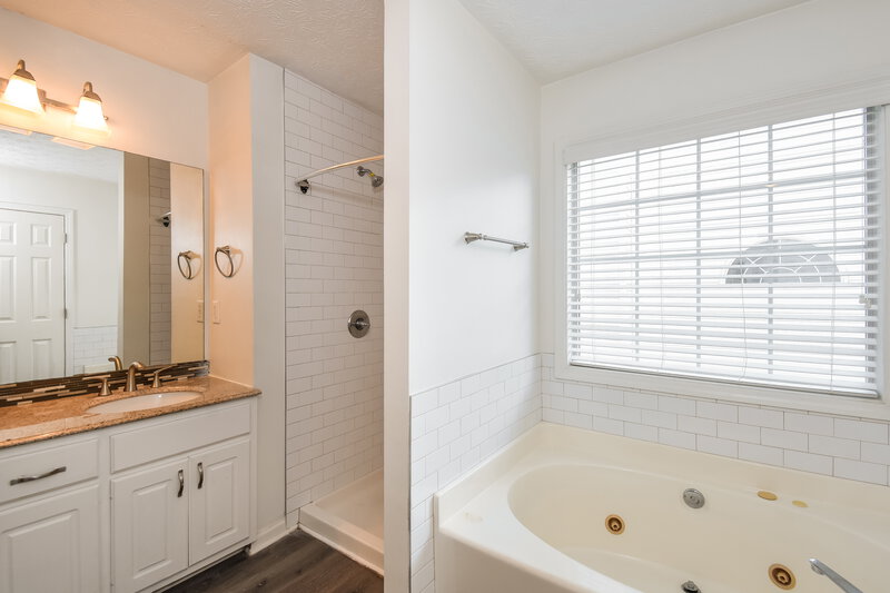 1,935/Mo, 655 Simon Ive Drive Lawrenceville, GA 30045 Main Bathroom View