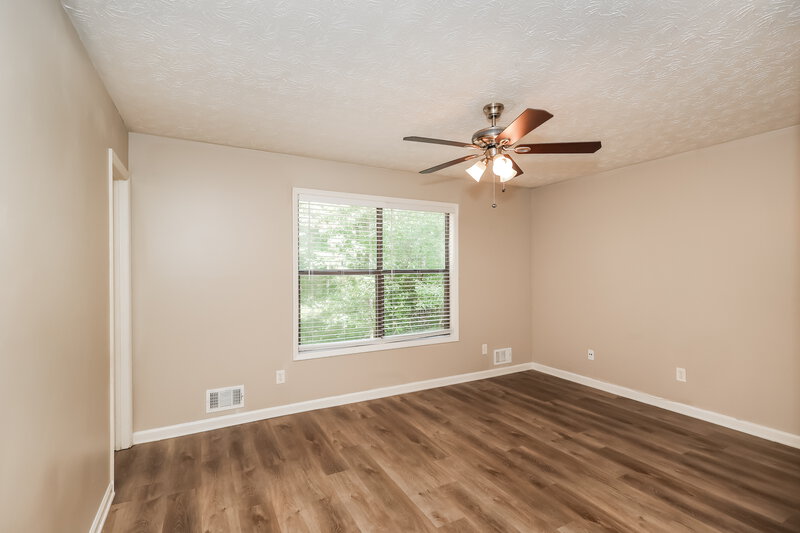 2,215/Mo, 4140 Hawkins Xing Atlanta, GA 30349 Main Bedroom View