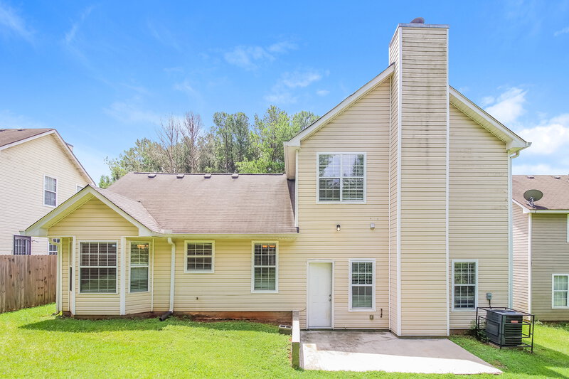 1,995/Mo, 6402 Stonebridge Creek Ln Lithonia, GA 30058 Rear View