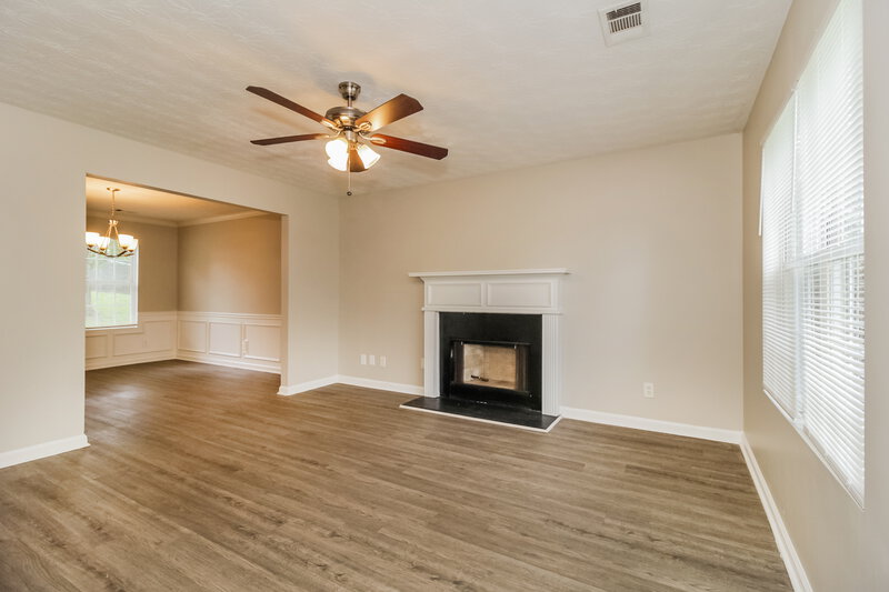 1,935/Mo, 2028 Oak Terrace Drive Southeast Atlanta, GA 30316 Living Room View 2