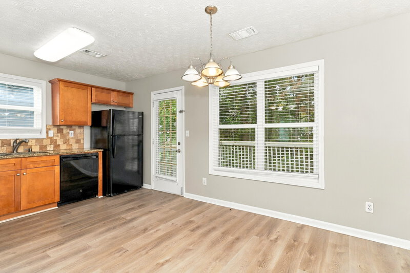 2,220/Mo, 1118 Marina Ln Acworth, GA 30101 Dining Room View