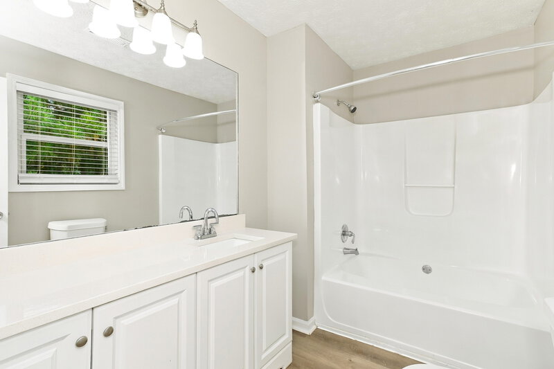 2,220/Mo, 1118 Marina Ln Acworth, GA 30101 Bathroom View