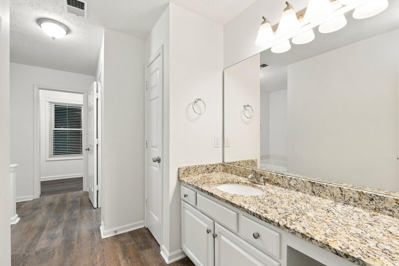2,210/Mo, 1001 Maidstone Court Marietta, GA 30066 Primary Bathroom View