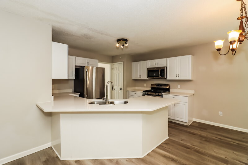 2,115/Mo, 1042 Whispering Woods Drive Canton, GA 30114 Kitchen View