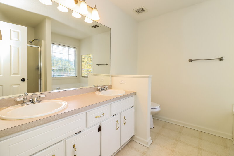 2,115/Mo, 1042 Whispering Woods Drive Canton, GA 30114 Main Bathroom View