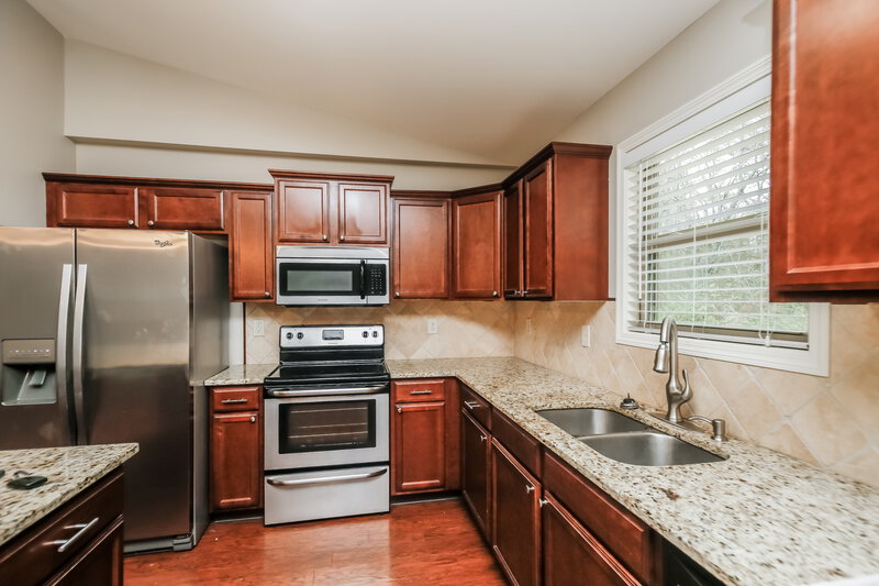 1,880/Mo, 449 Charleston Place Villa Rica, GA 30180 Kitchen View 2