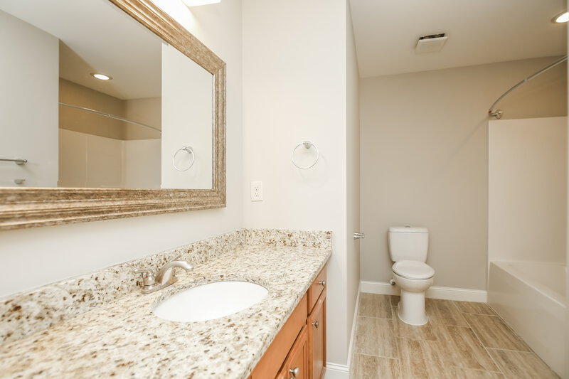 1,880/Mo, 449 Charleston Place Villa Rica, GA 30180 Bathroom View