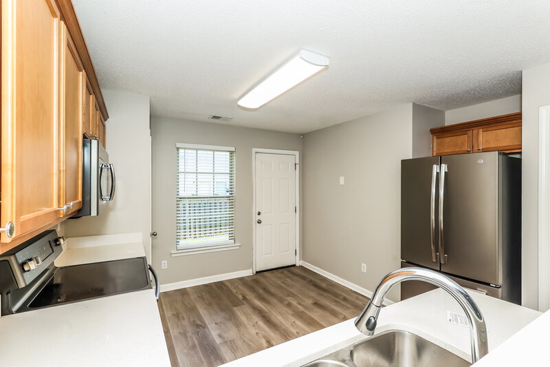 2,195/Mo, 214 Ben Ln Fairburn, GA 30213 Kitchen View