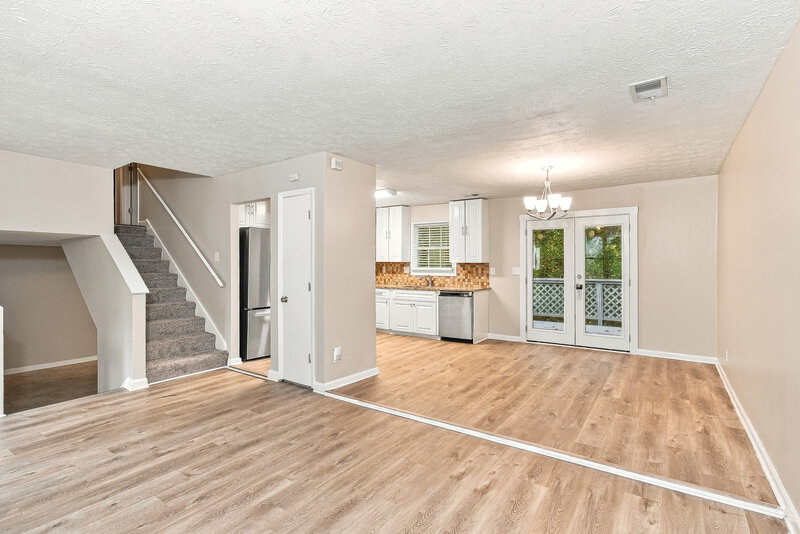 1,705/Mo, 4000 Chimney Ridge Way Ellenwood, GA 30294 Family Room View 2
