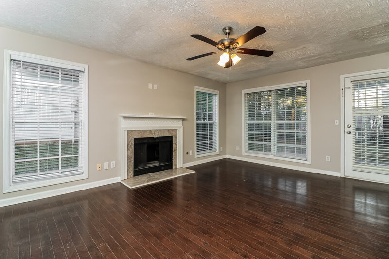 2,005/Mo, 23 Nellie Brook Dr SW Mableton, GA 30126 Living Room View 4