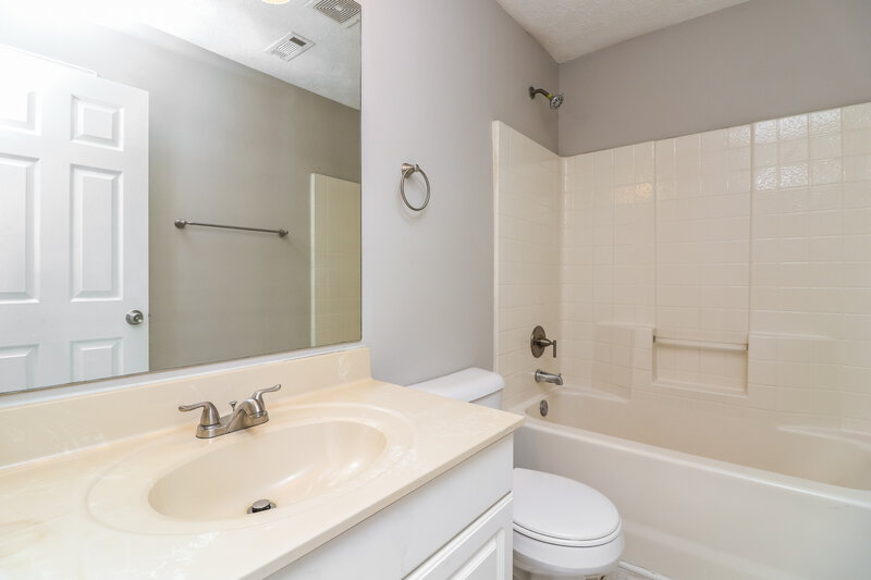 2,005/Mo, 23 Nellie Brook Dr SW Mableton, GA 30126 Bathroom View