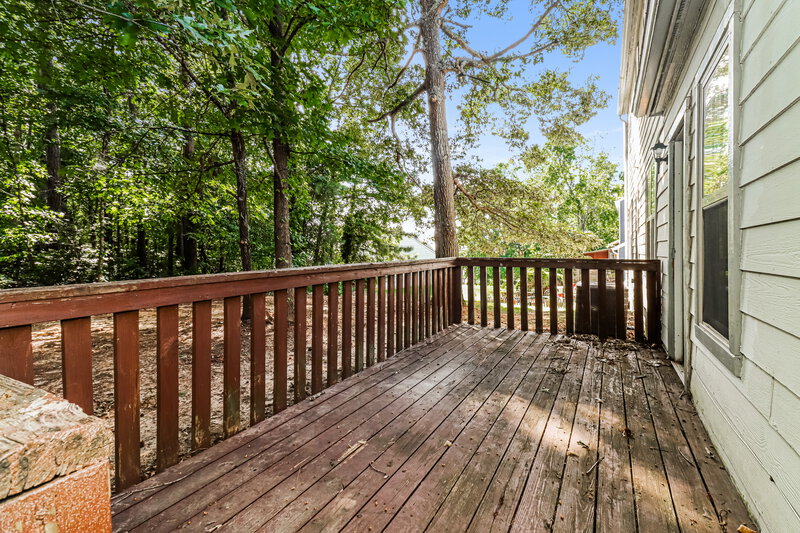 2,040/Mo, 7013 Grinder Dr Austell, GA 30168 Deck View