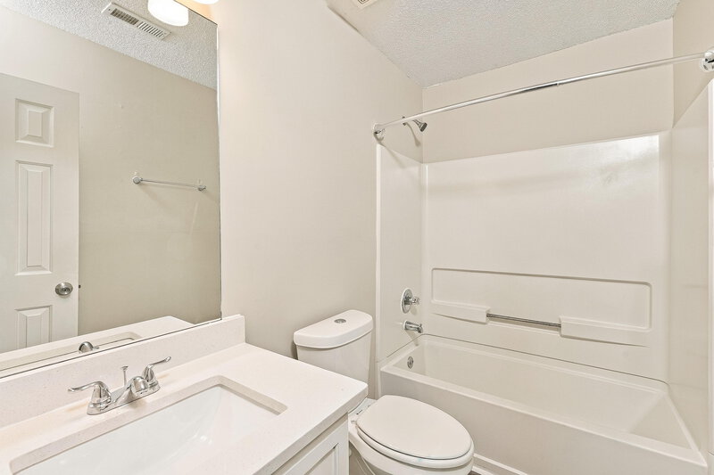 2,160/Mo, 7537 Edenberry Way Lithonia, GA 30058 Bathroom View