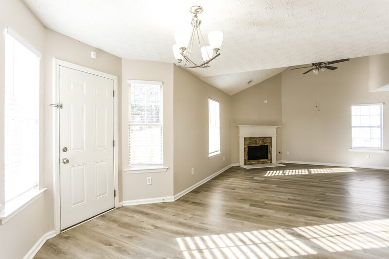 1,865/Mo, 260 Toffee Ct McDonough, GA 30253 Living Room View 2