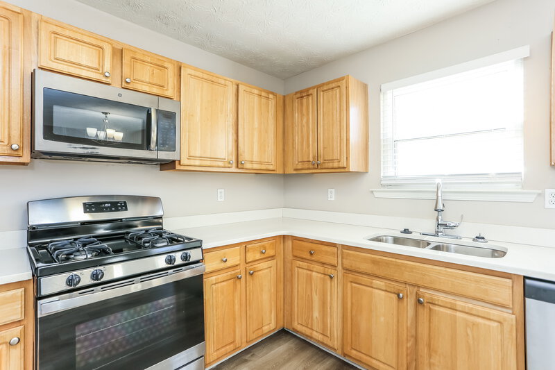 1,865/Mo, 260 Toffee Ct McDonough, GA 30253 Kitchen View 2