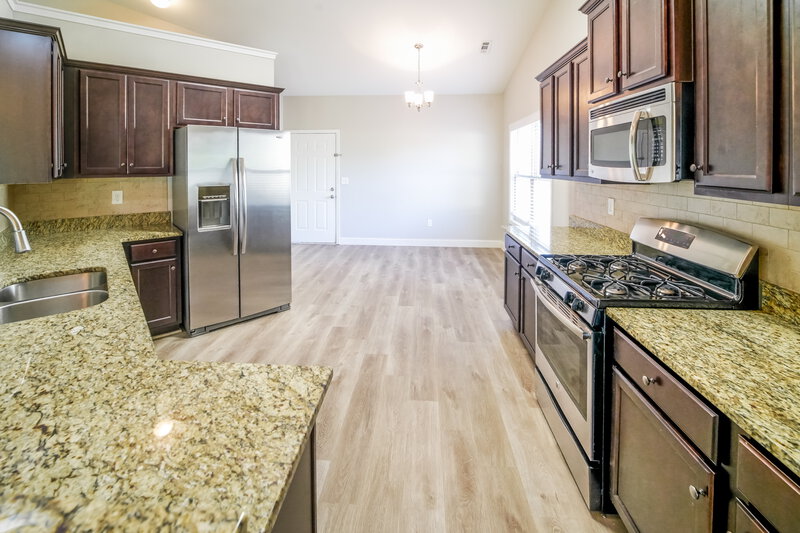 2,660/Mo, 242 Summergate Ln Villa Rica, GA 30180 Kitchen View 2