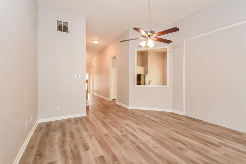 2,395/Mo, 5130 Villas Terrace Stone Mountain, GA 30088 Living Room View