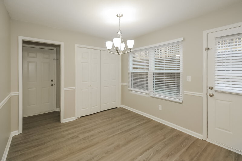 1,805/Mo, 11138 Silver Aspen Ct Hampton, GA 30228 Dining Room View