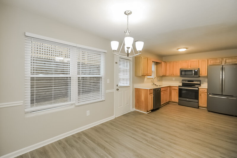 1,805/Mo, 11138 Silver Aspen Ct Hampton, GA 30228 Dining Room View 2