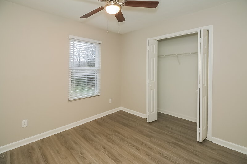 1,805/Mo, 11138 Silver Aspen Ct Hampton, GA 30228 Bedroom View 3