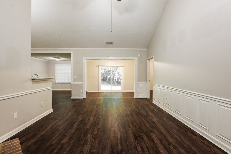 2,065/Mo, 7065 Springgrove Ct Austell, GA 30168 Living Room View 2