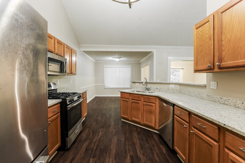 2,065/Mo, 7065 Springgrove Ct Austell, GA 30168 Kitchen View 2