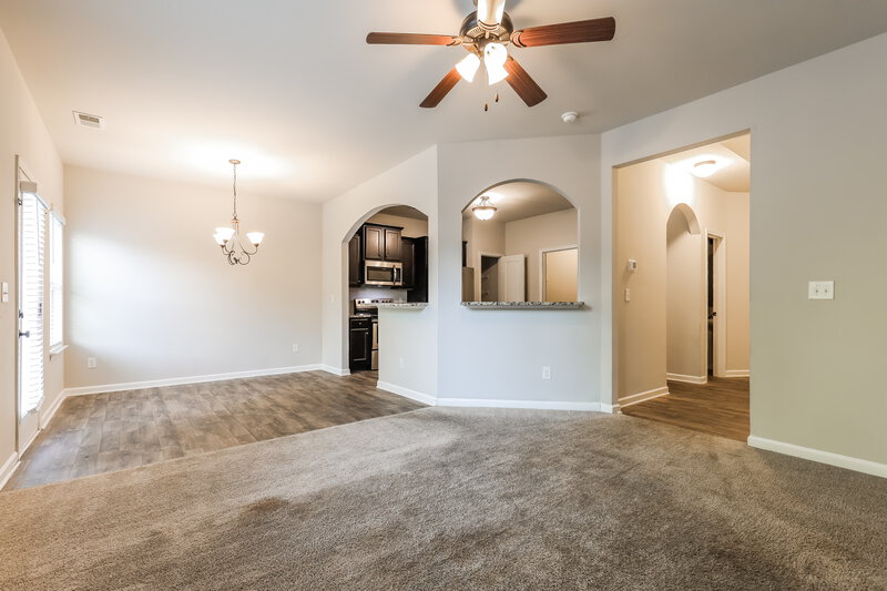 2,070/Mo, 285 Magnaview Dr McDonough, GA 30253 Living Room View