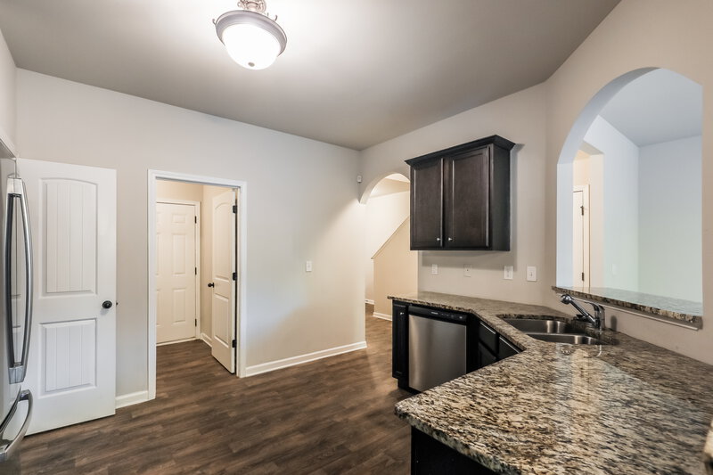 2,070/Mo, 285 Magnaview Dr McDonough, GA 30253 Kitchen View 2