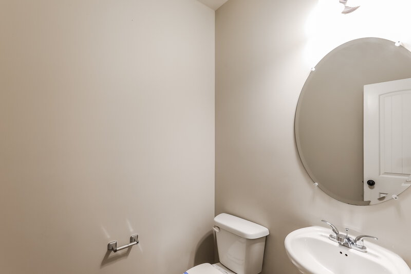 2,070/Mo, 285 Magnaview Dr McDonough, GA 30253 Bathroom View