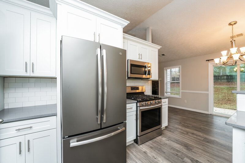 1,645/Mo, 509 Sarahs Ln Locust Grove, GA 30248 Kitchen View