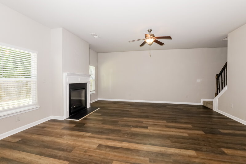 2,315/Mo, 12222 Shelby Ct Hampton, GA 30228 Living Room View