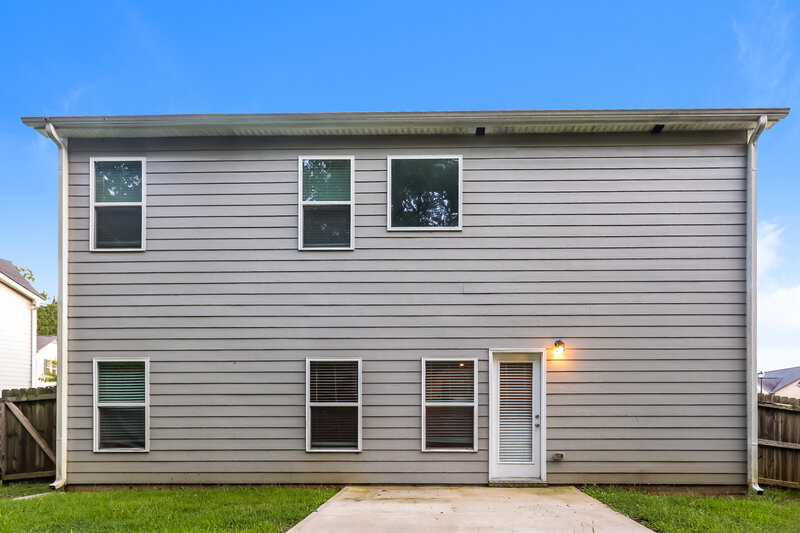 3,250/Mo, 12222 Shelby Ct Hampton, GA 30228 Rear View