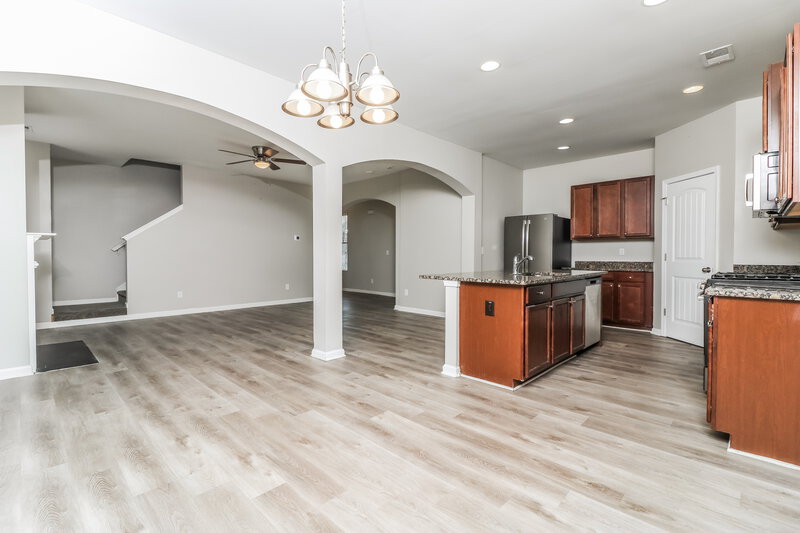 2,270/Mo, 1817 Crandon Ct McDonough, GA 30253 Dining Room View 2