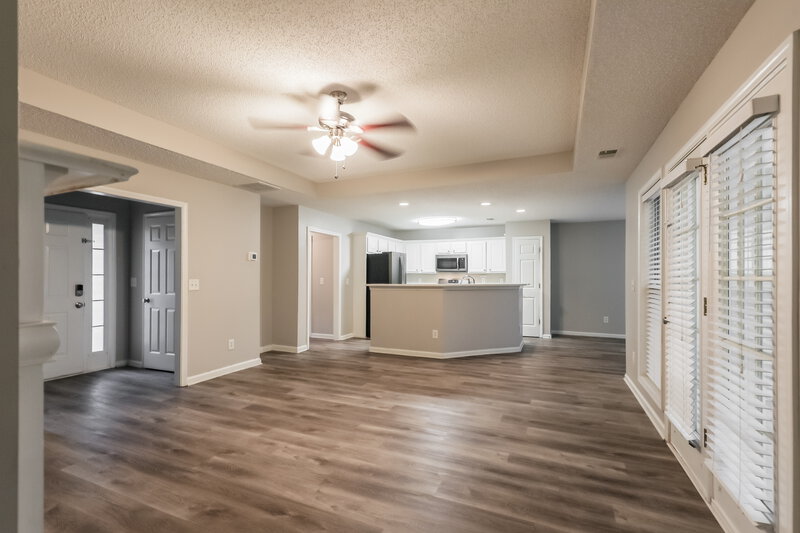 1,830/Mo, 173 Revolutionary Dr Hampton, GA 30228 Living Room View