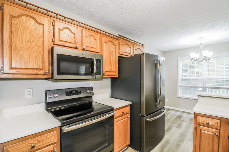 2,810/Mo, 215 Trelawney Pl Covington, GA 30016 Kitchen View 2