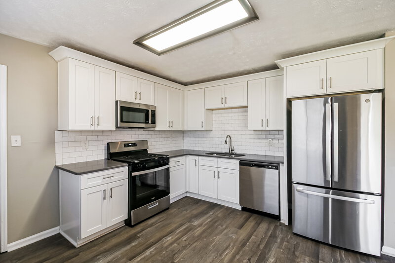 1,785/Mo, 4060 Faron Ct Ellenwood, GA 30294 Kitchen View 2