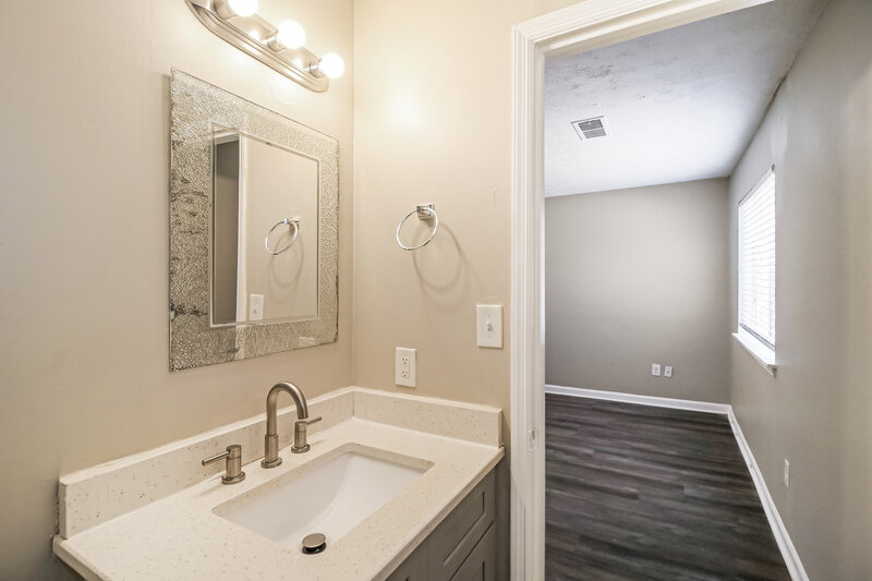 1,785/Mo, 4060 Faron Ct Ellenwood, GA 30294 Main Bathroom View