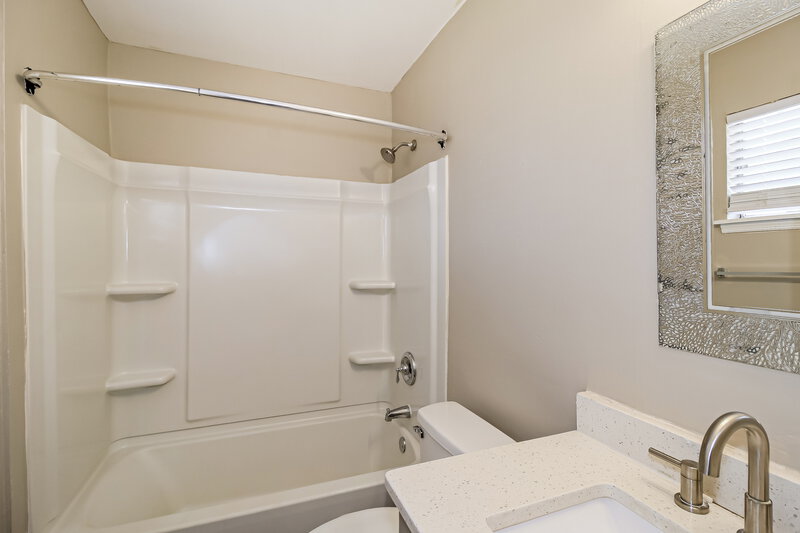 1,785/Mo, 4060 Faron Ct Ellenwood, GA 30294 Bathroom View