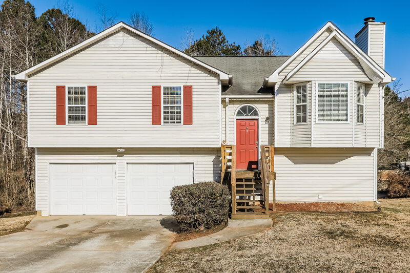 0/Mo, 425 Remington Court Villa Rica, GA 30180 External View